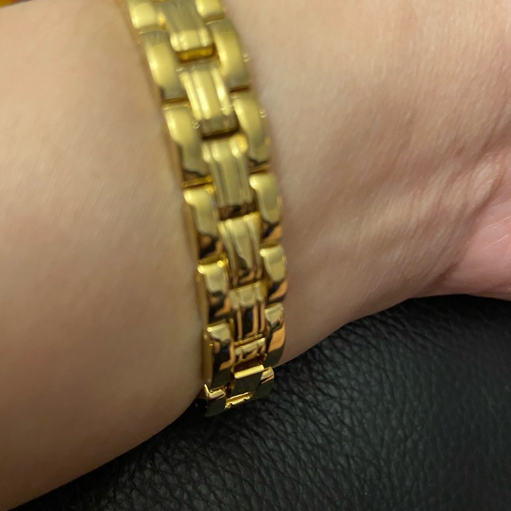 Watch - Picture 5 of 5